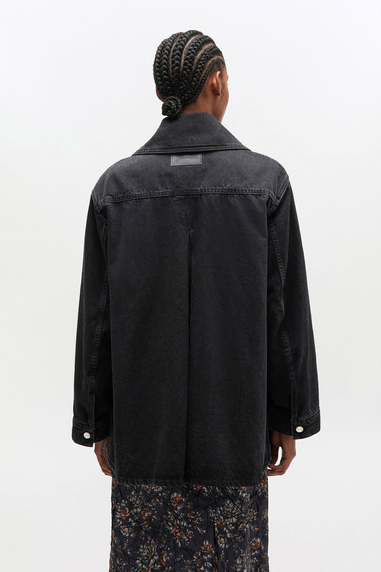 BLACK WASHED DENIM JACKET - 4
