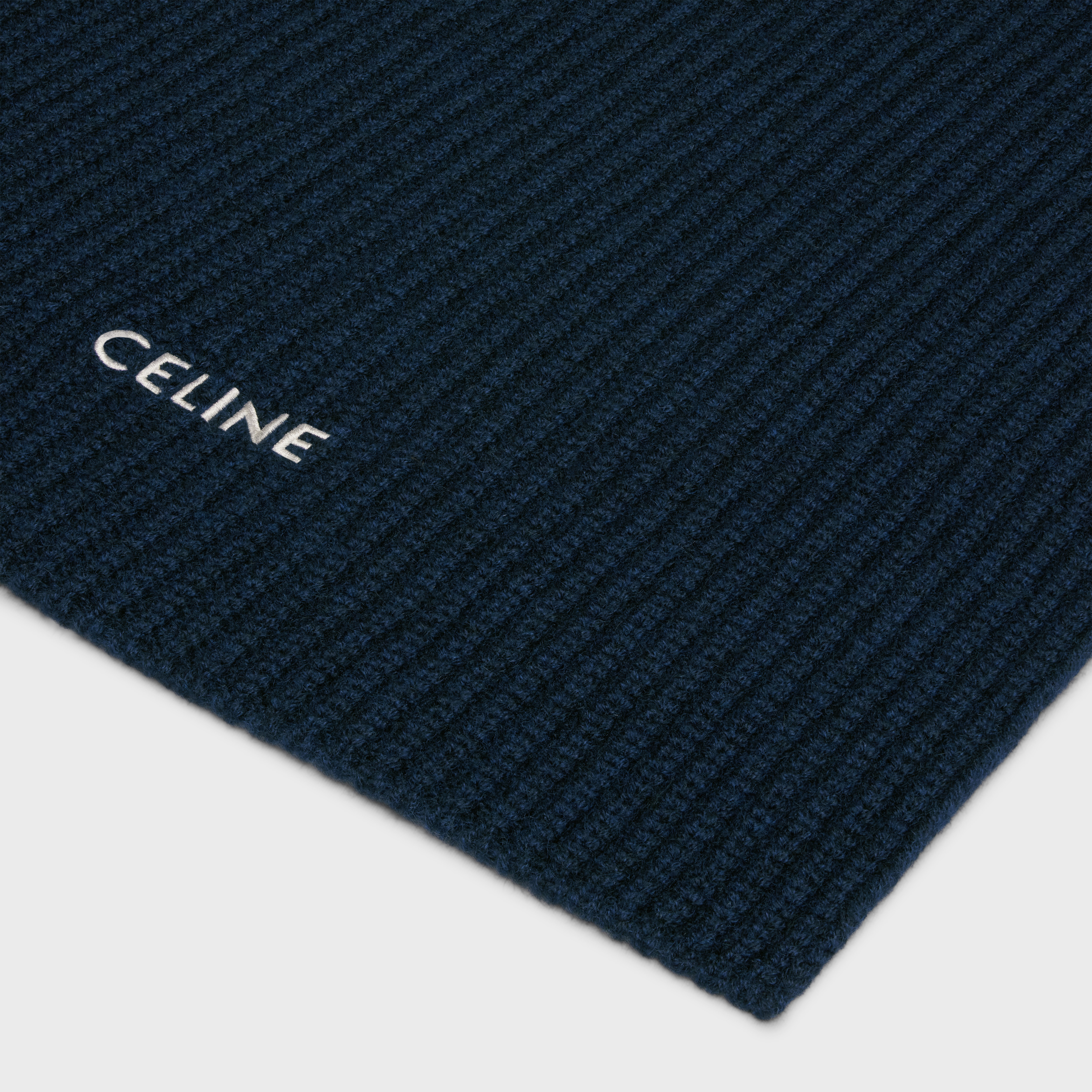 Celine scarf in heritage cashmere - 2