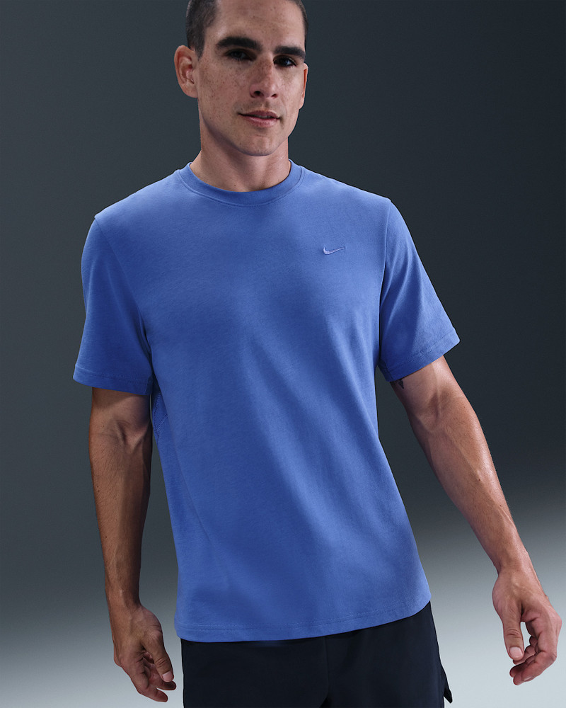 Nike Primary Men's Dri-FIT Short-Sleeve Versatile Top 1