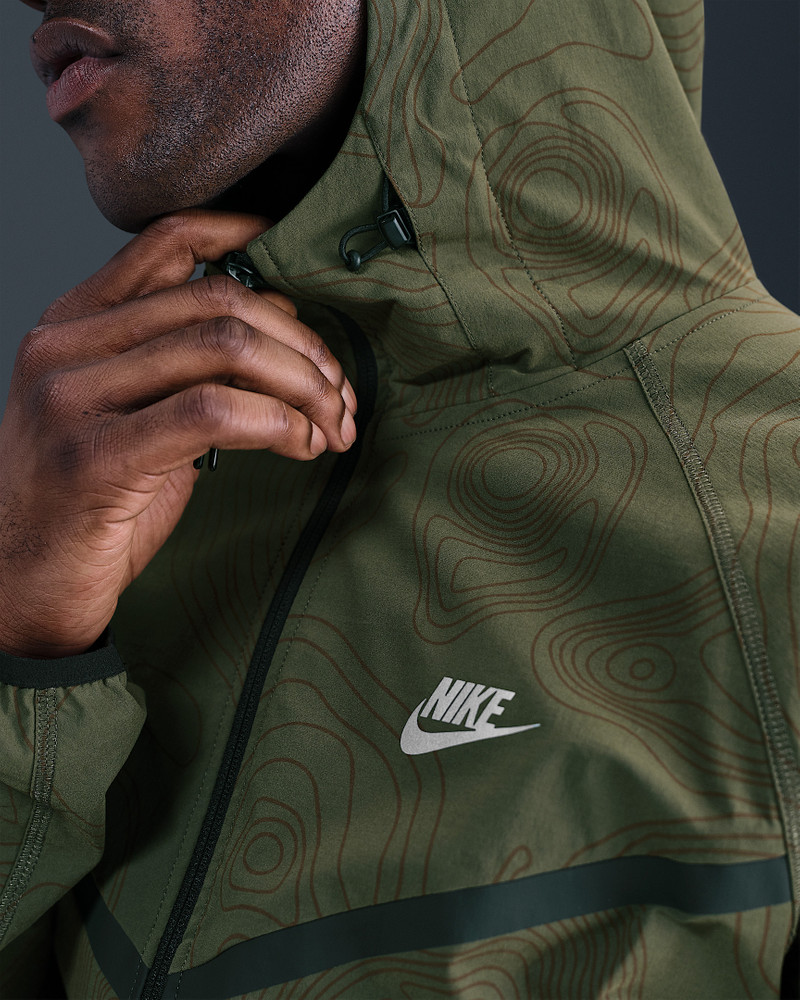 Nike Tech Men's Full-Zip Woven Windrunner Jacket 3