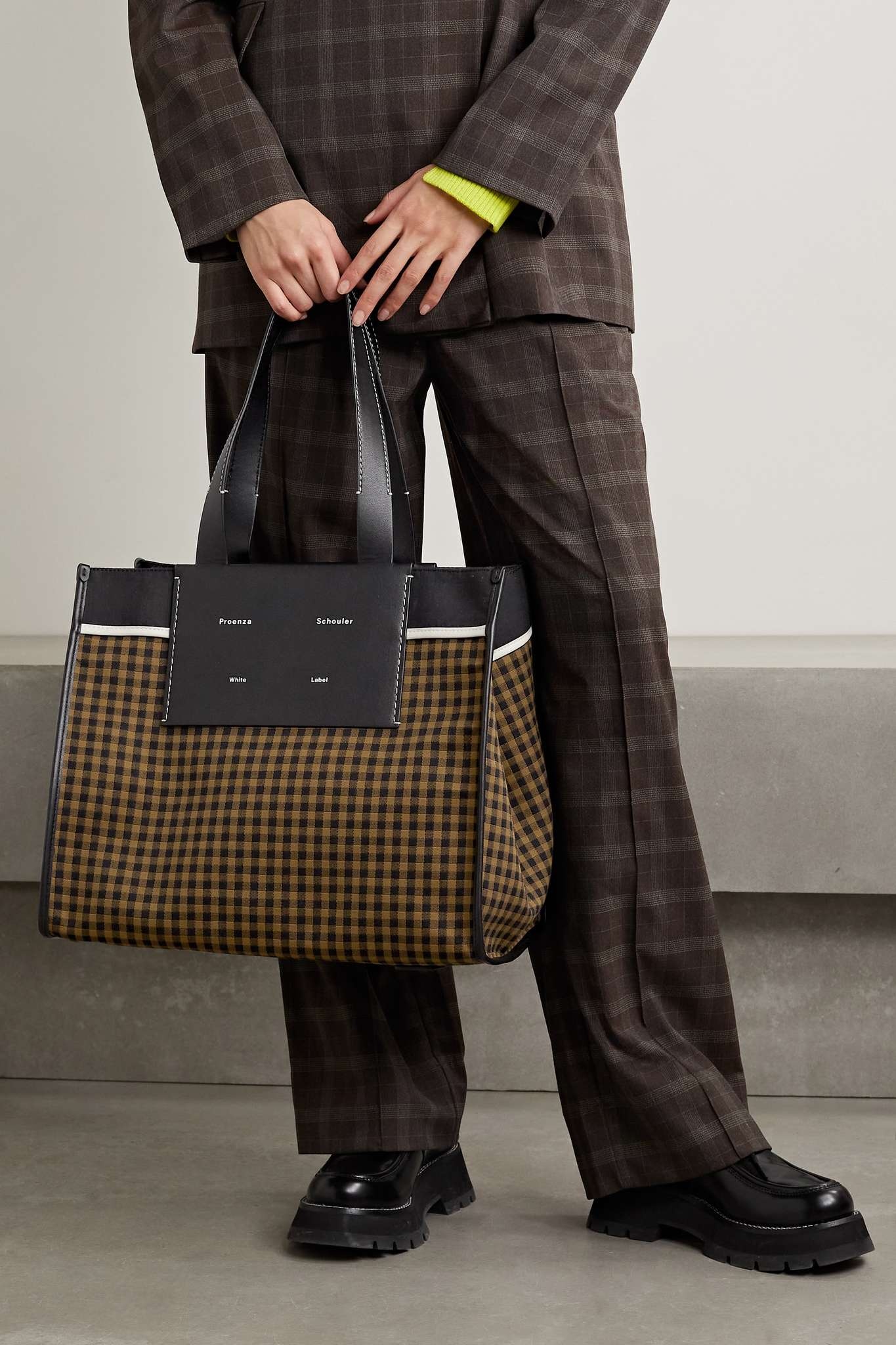 Morris XL leather-trimmed gingham canvas tote - 2