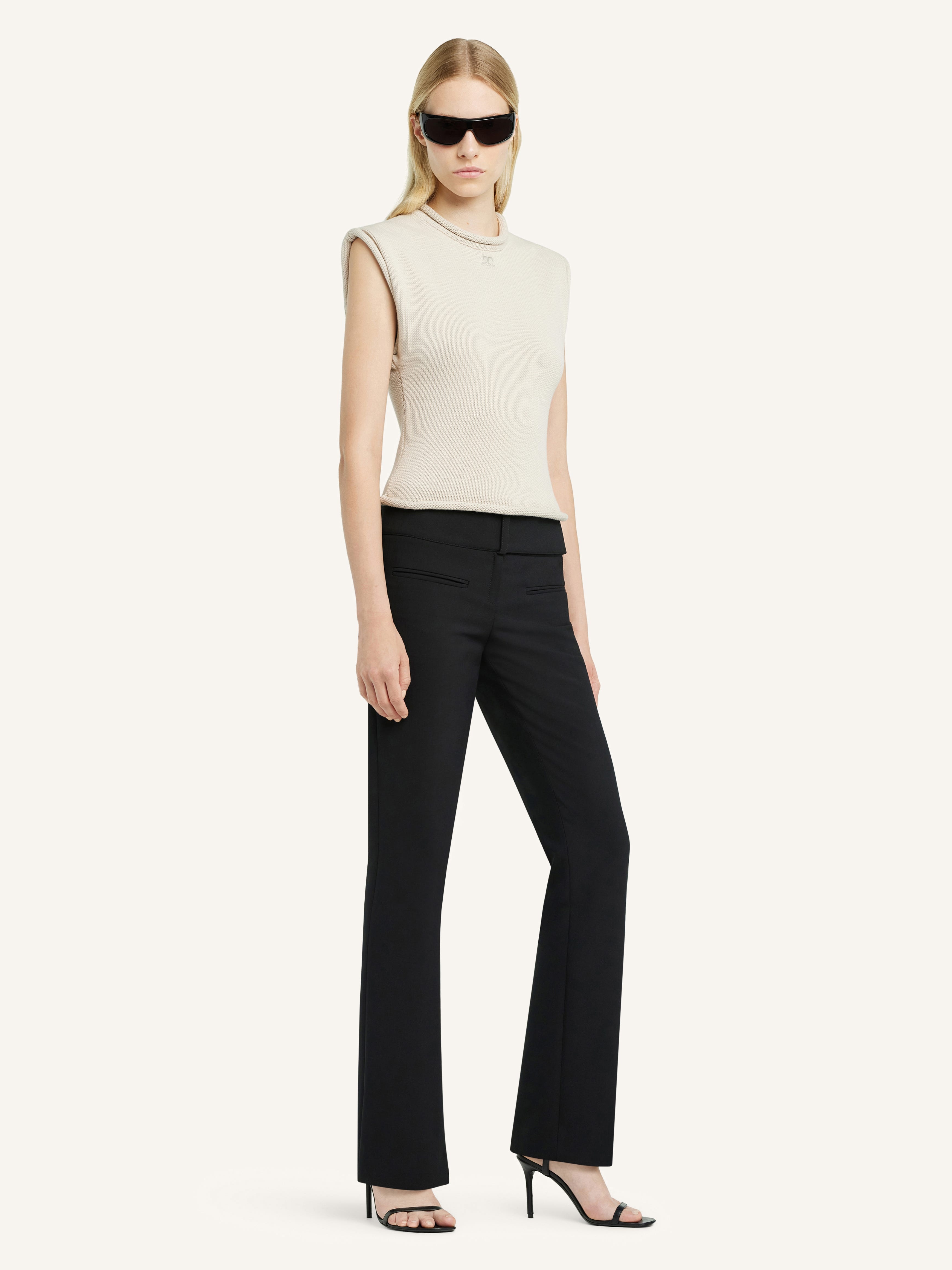 CROPPED SLEEVELES SWEATER - 3