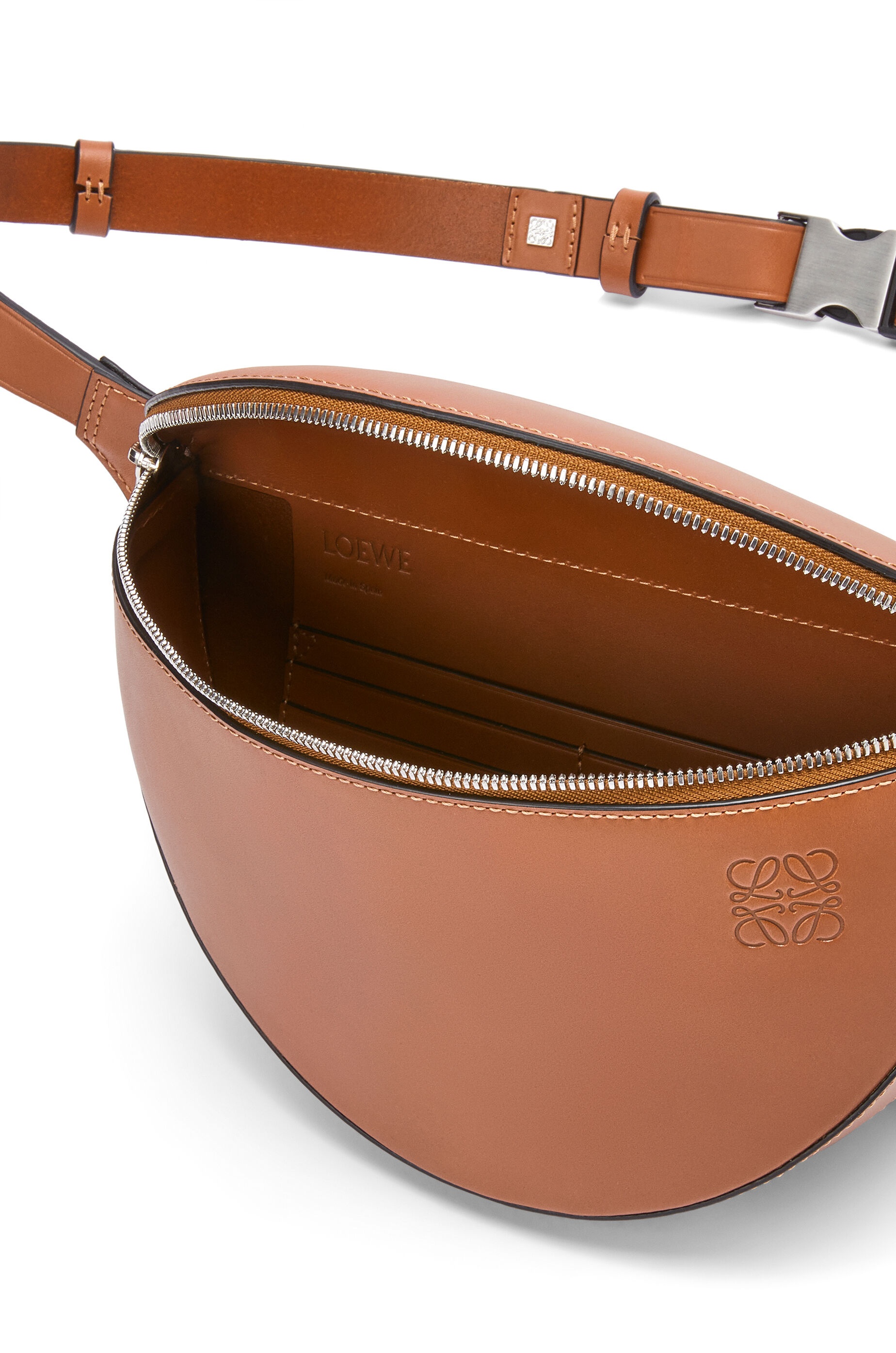 Bumbag in vegetal calfskin - 5