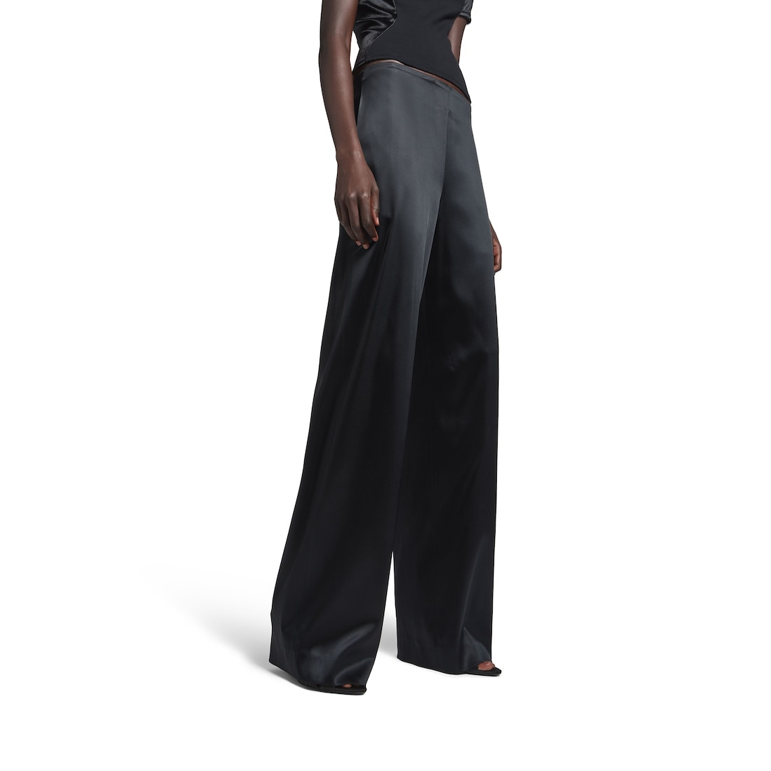 Women's Minimal Fluid Pants in Black - 5