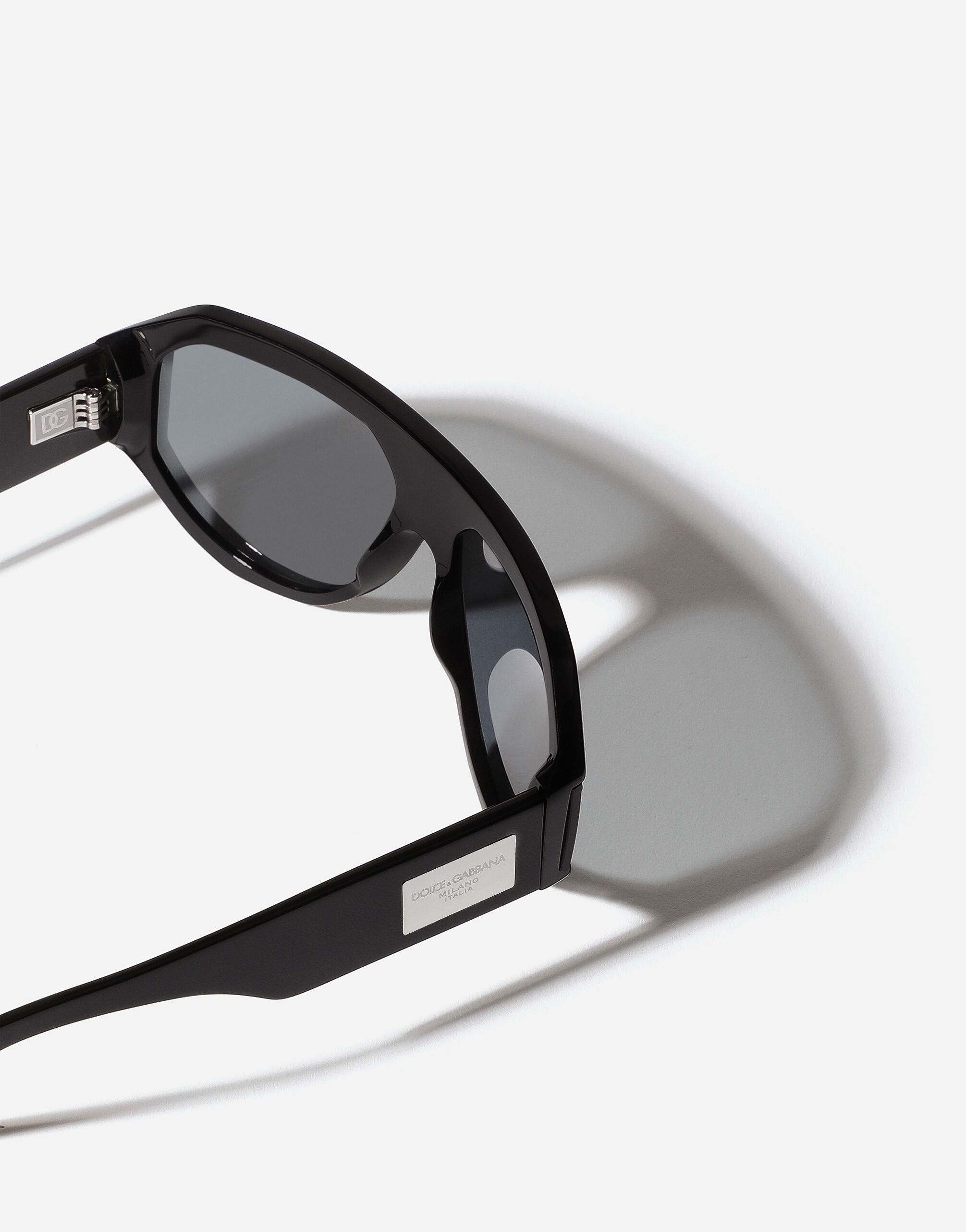 DG LOGO PLAQUE Sunglasses - 4