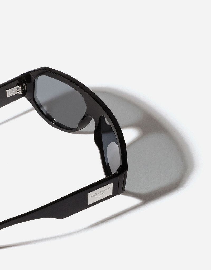 DG LOGO PLAQUE Sunglasses 4