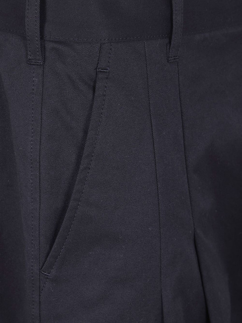 pleated trousers 3