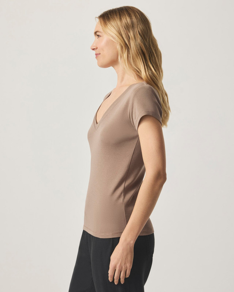 Faye V-Neck Tee 4