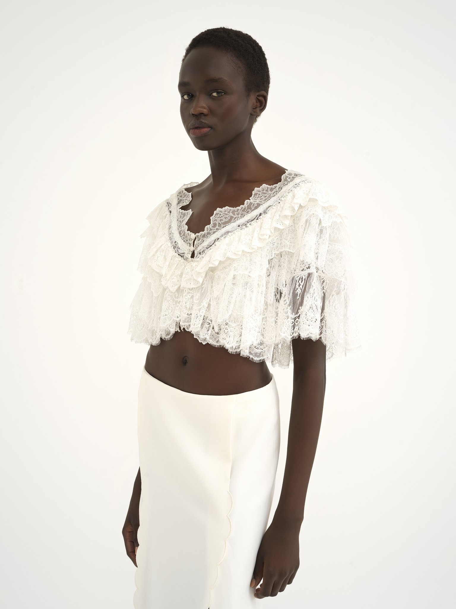 HERITAGE V-NECK LACE TOP - 4