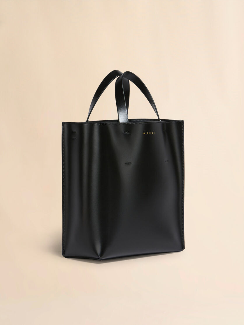 MUSEO SMALL BAG IN BLACK LEATHER - 4