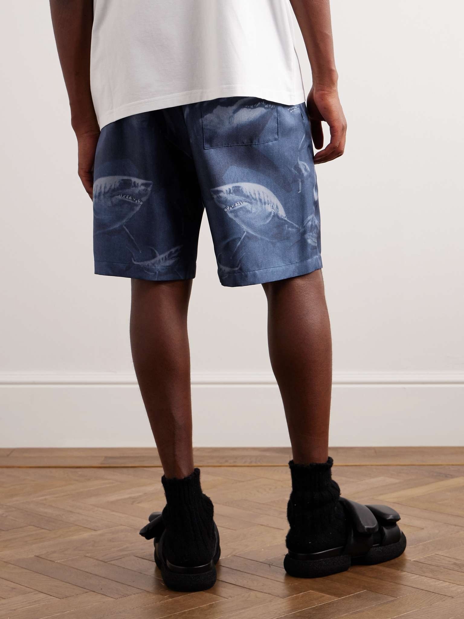 Straight-Leg Printed Silk-Twill Shorts - 4
