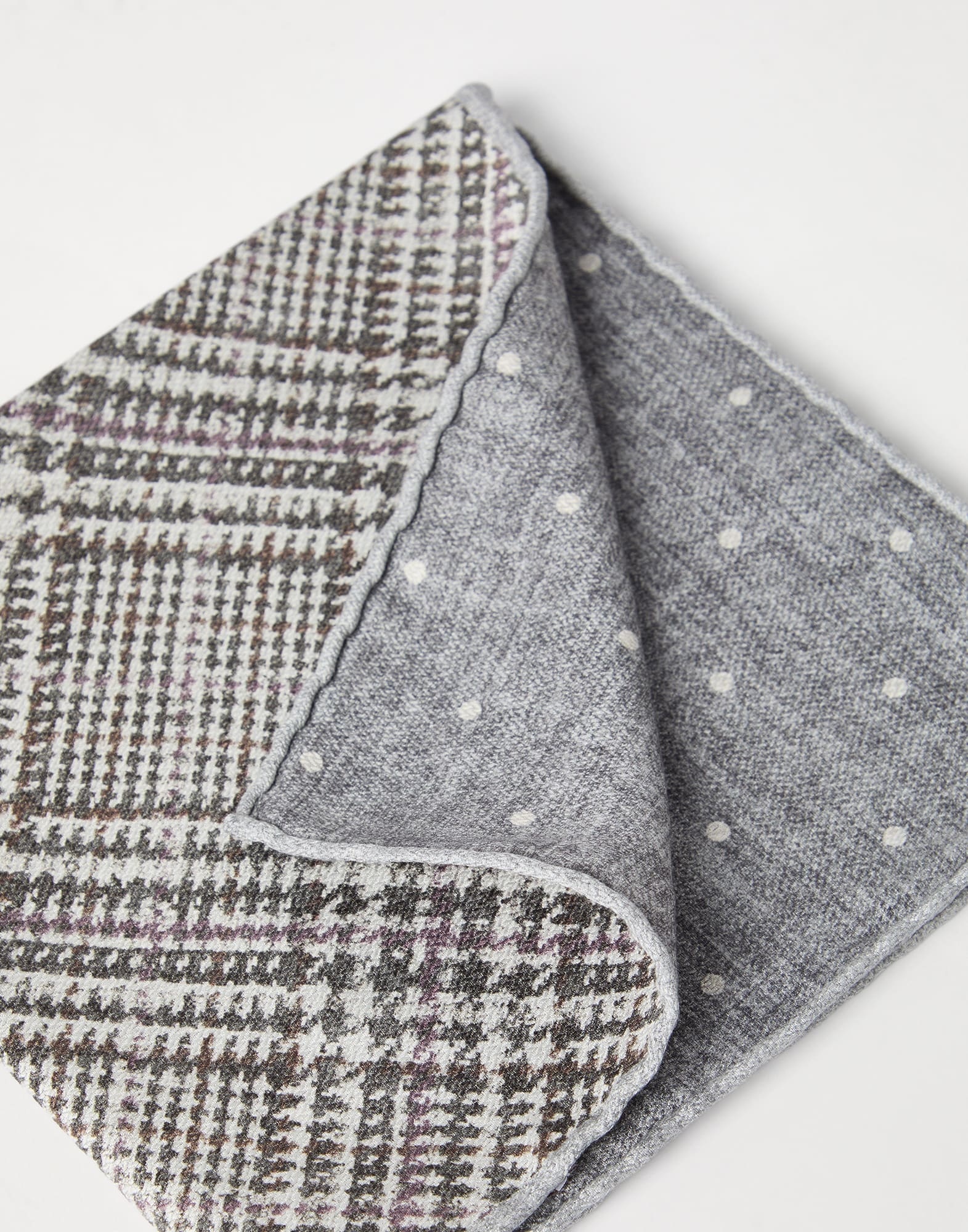 Silk Prince of Wales pocket square - 2