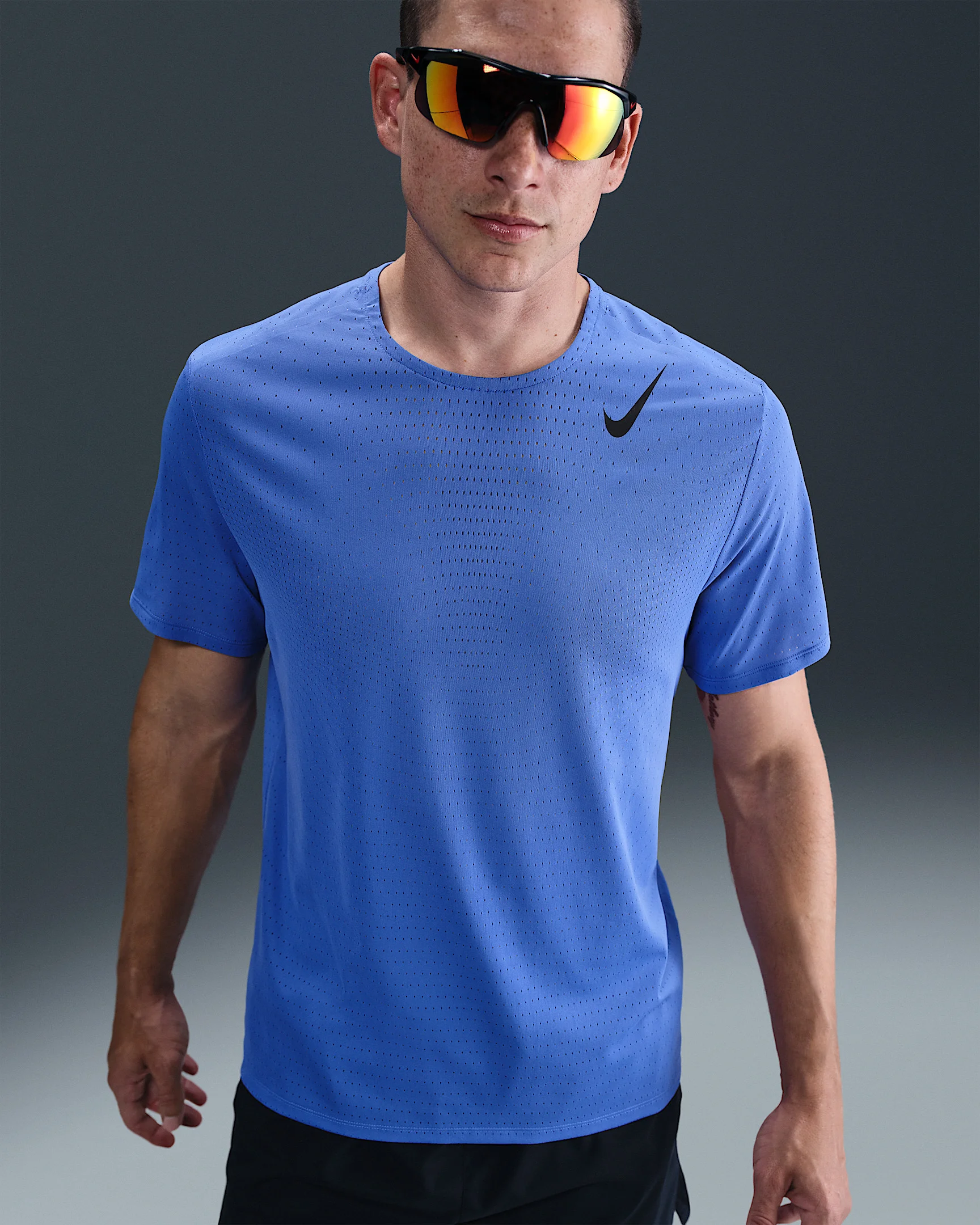 Nike AeroSwift Men's Dri-FIT ADV Short-Sleeve Running Top - 1