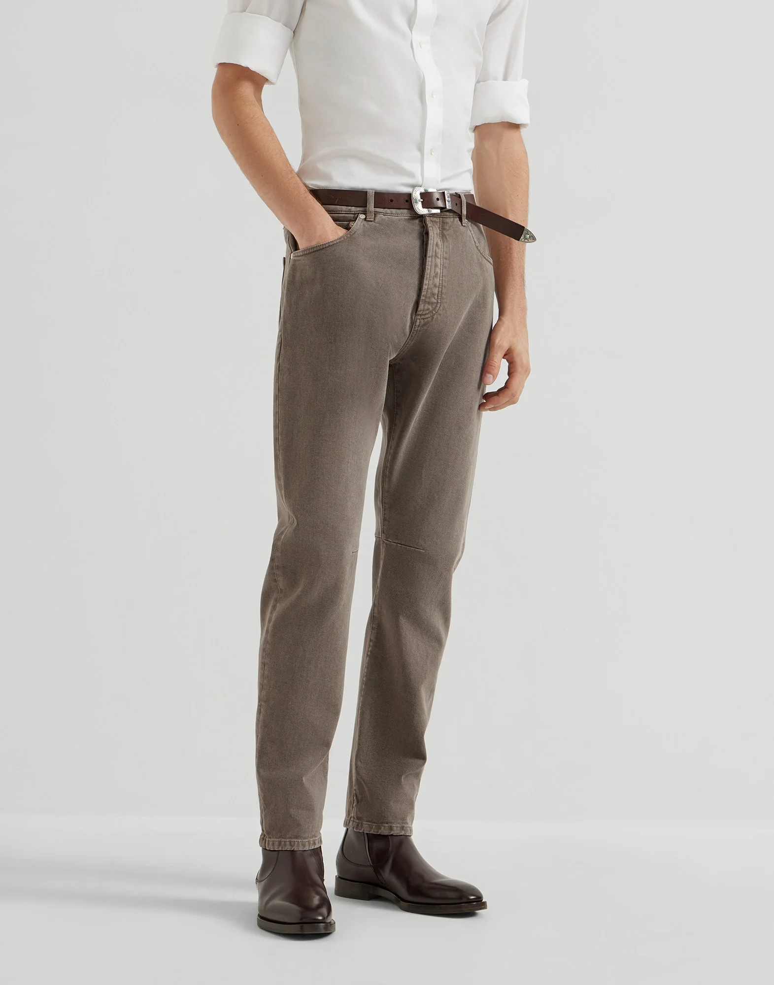 Garment-dyed leisure fit five-pocket trousers in denim - 1