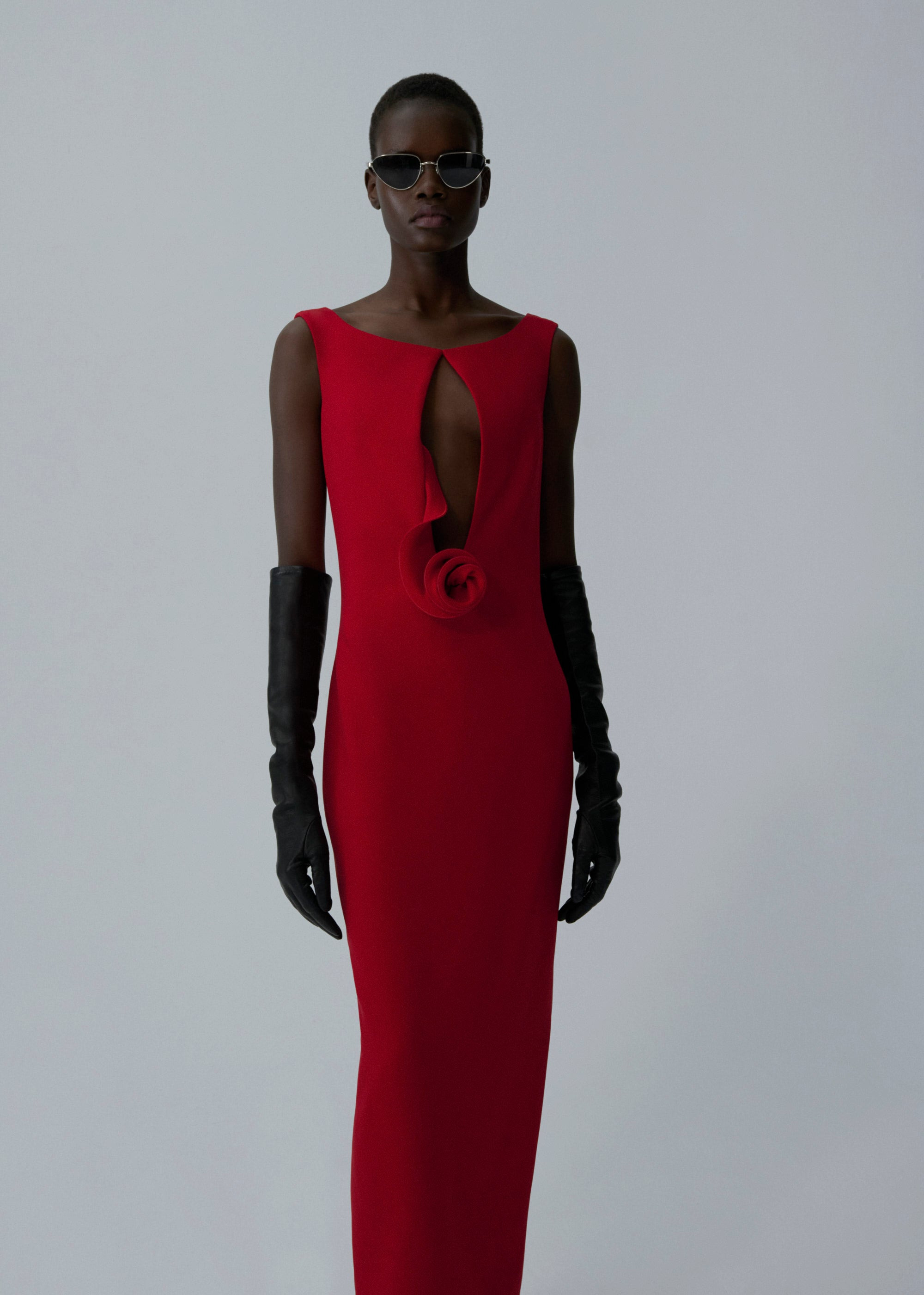 Floral appliqué keyhole midi dress in red - 3