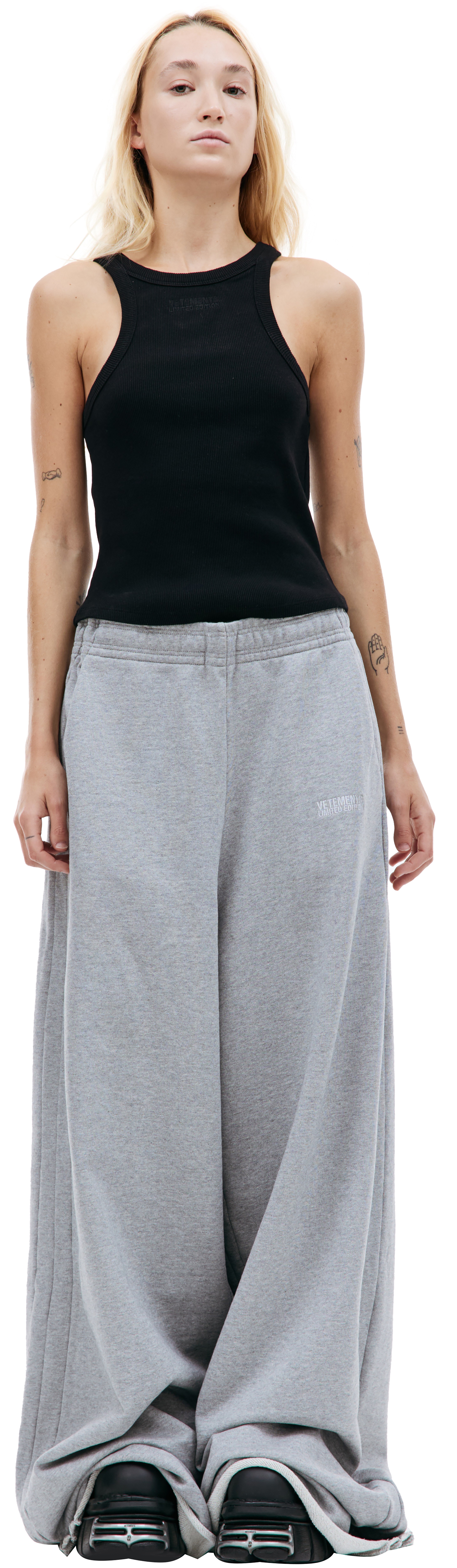 GREY EMBROIDERED SWEATPANTS - 1