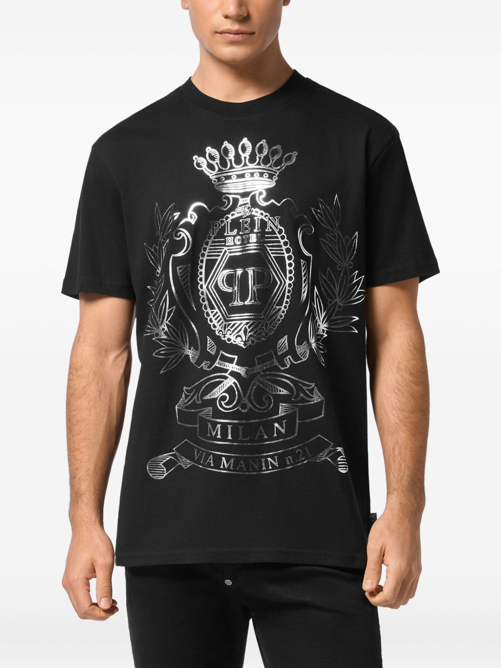 crest-embellished T-shirt - 2