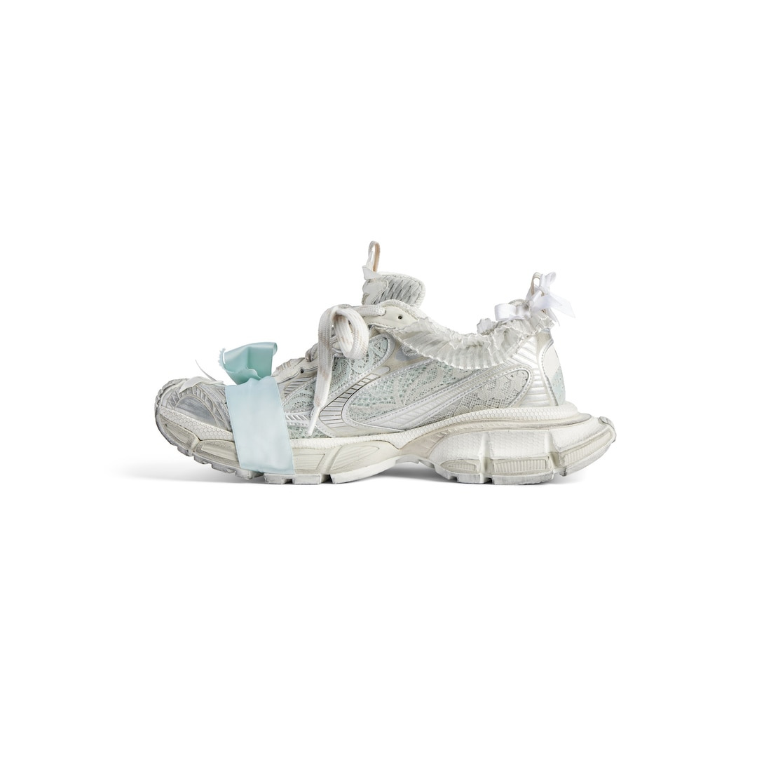 Women's 3xl Lace Sneaker in Taupe/white/light Blue - 4