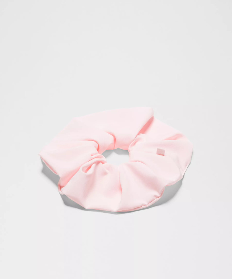 Uplifting Oversized Scrunchie 1