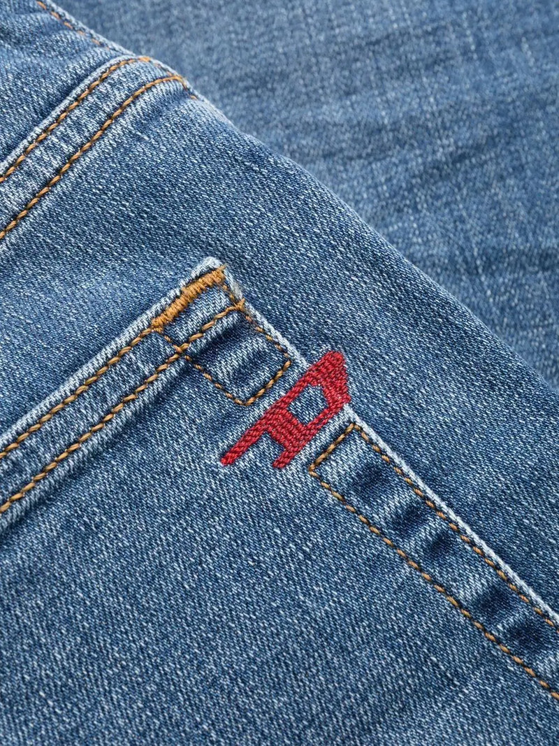 2005 skinny-cut jeans 7