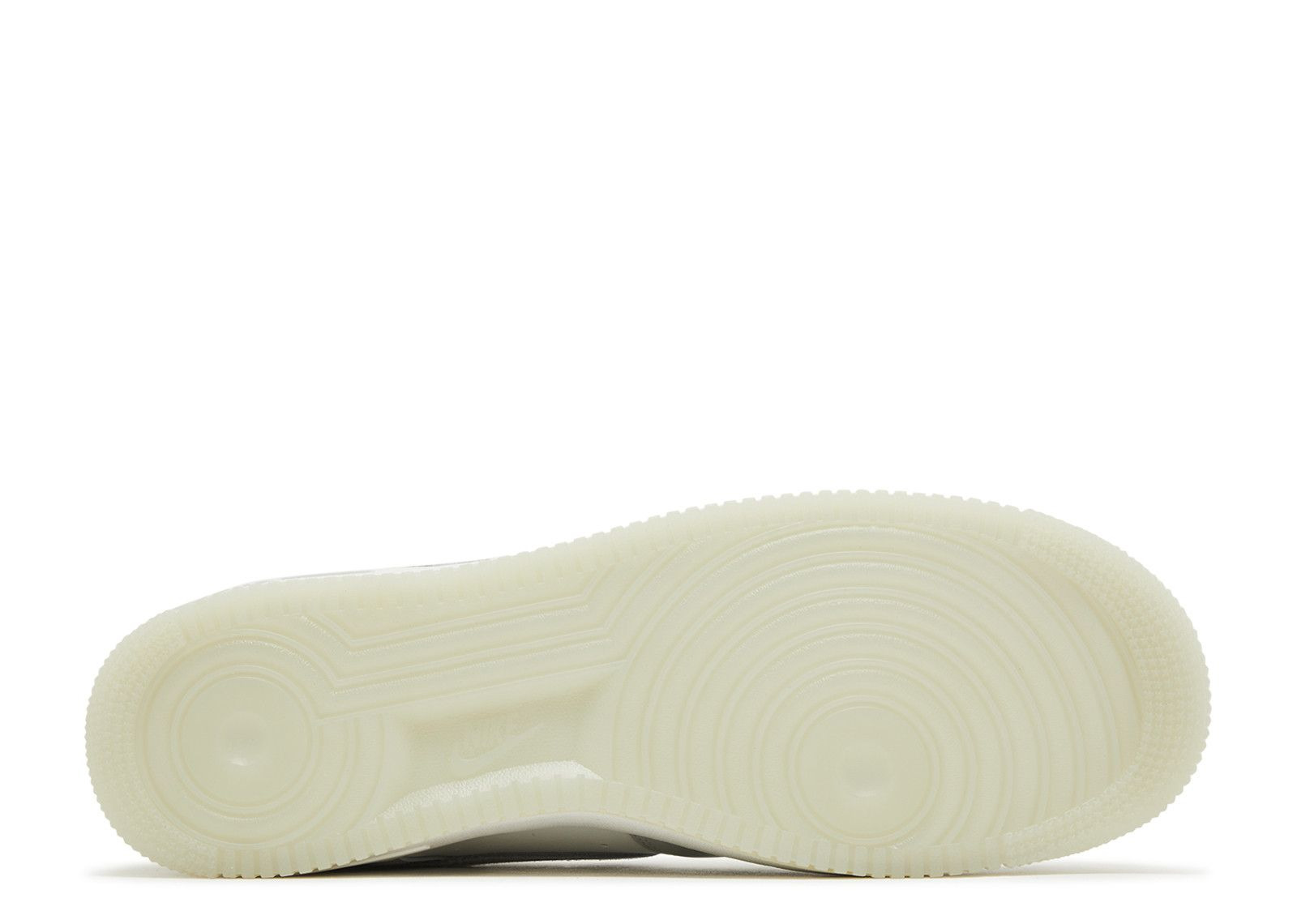 AIR FORCE 1 '07 LV8 'LIGHT SILVER PUMICE' - 4