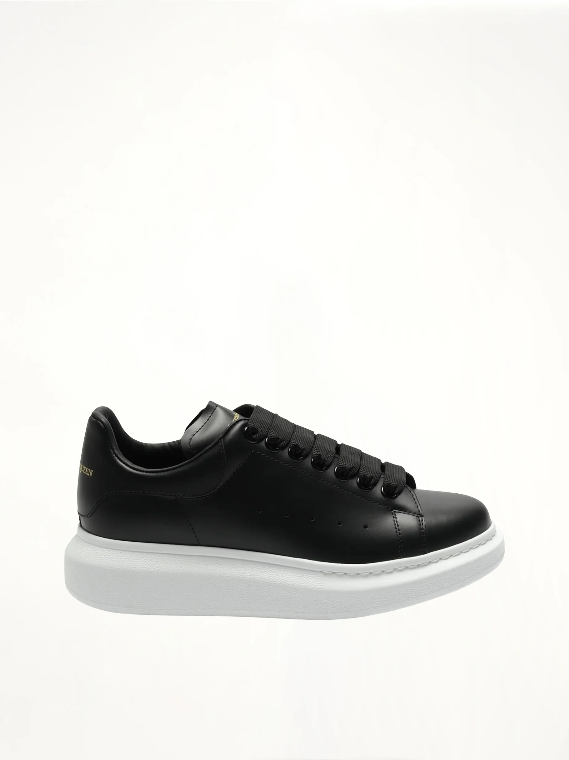 Larry Oversized Sneakers in Black/White - 1