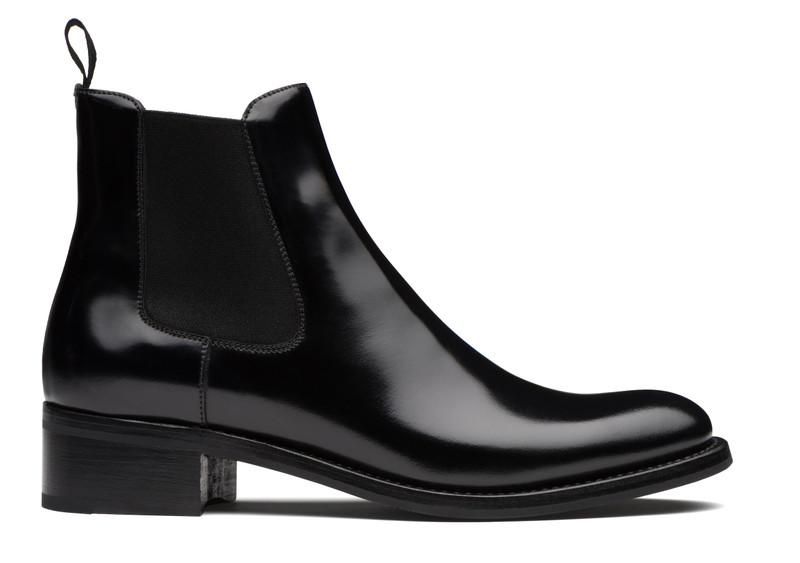 Monmouth 40 Polished Fumè Chelsea Boot Black 1