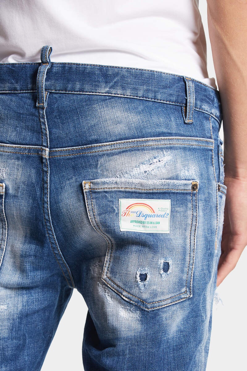 MEDIUM MENDED RIPS WASH SUPER TWINKY JEANS - 6