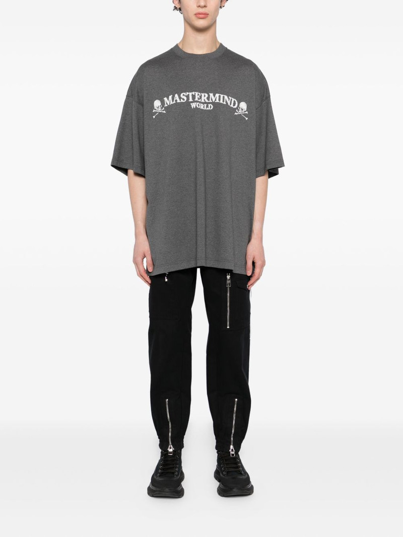 MASTERMIND WORLD skull graphic t-shirt outlook
