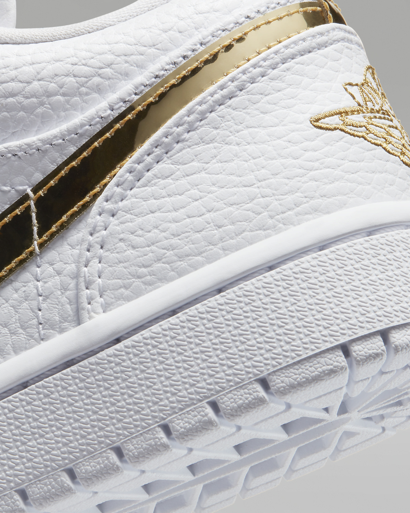 Air Jordan 1 Low SE Women's Shoes - 8