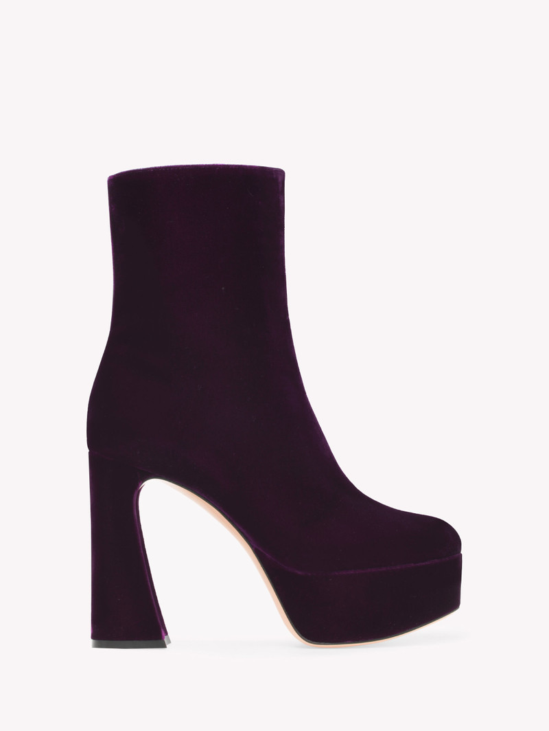 HOLLY BOOTIE - 1