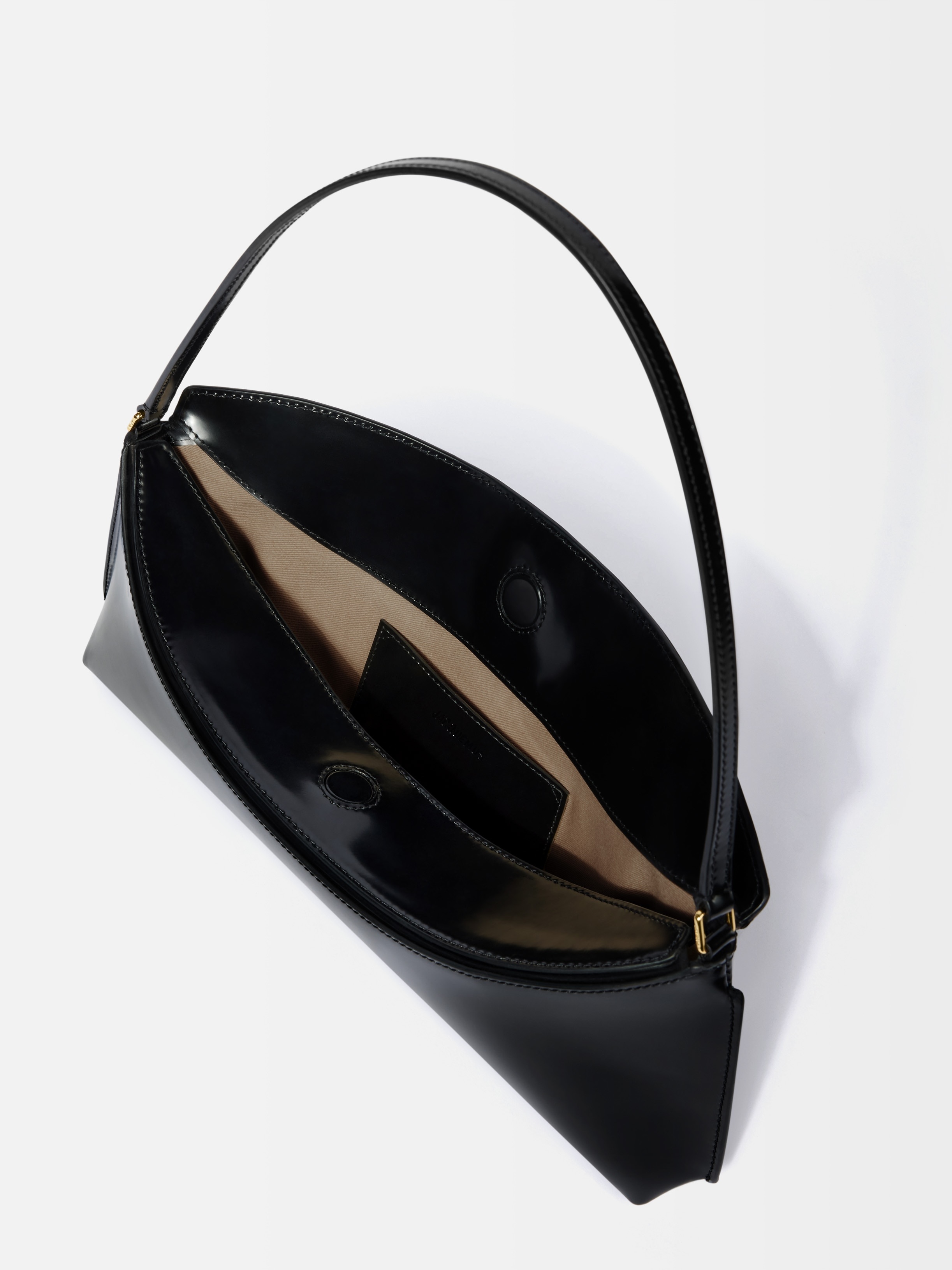 The Ovalo clutch - 4
