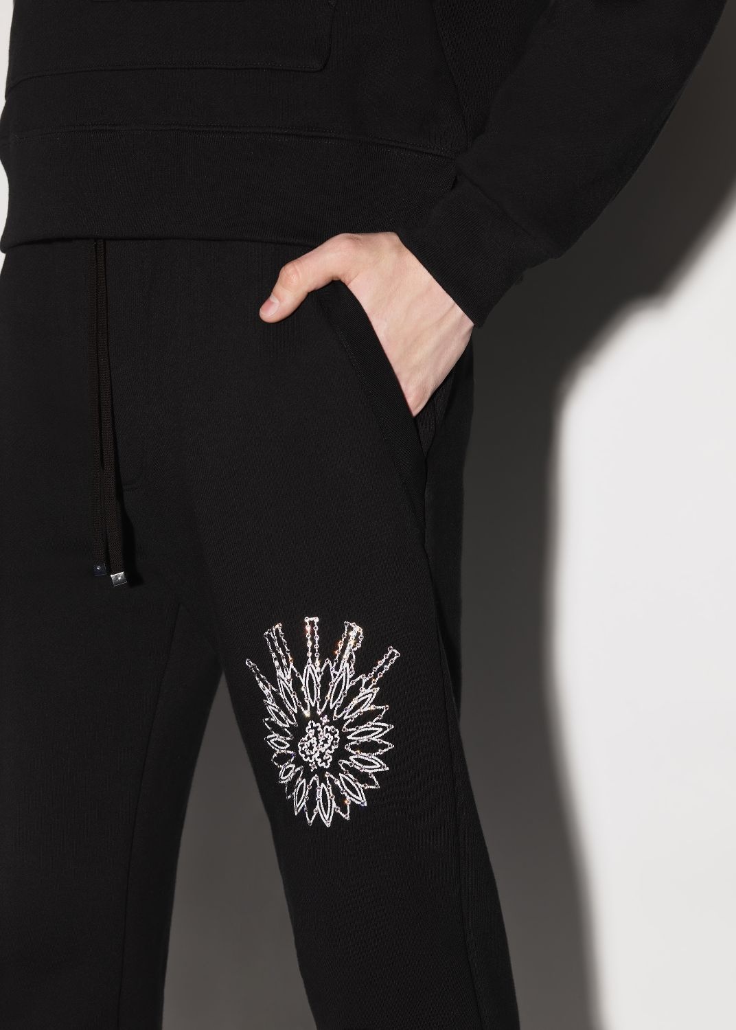 CRYSTAL STICK POKE SWEATPANTS - 5