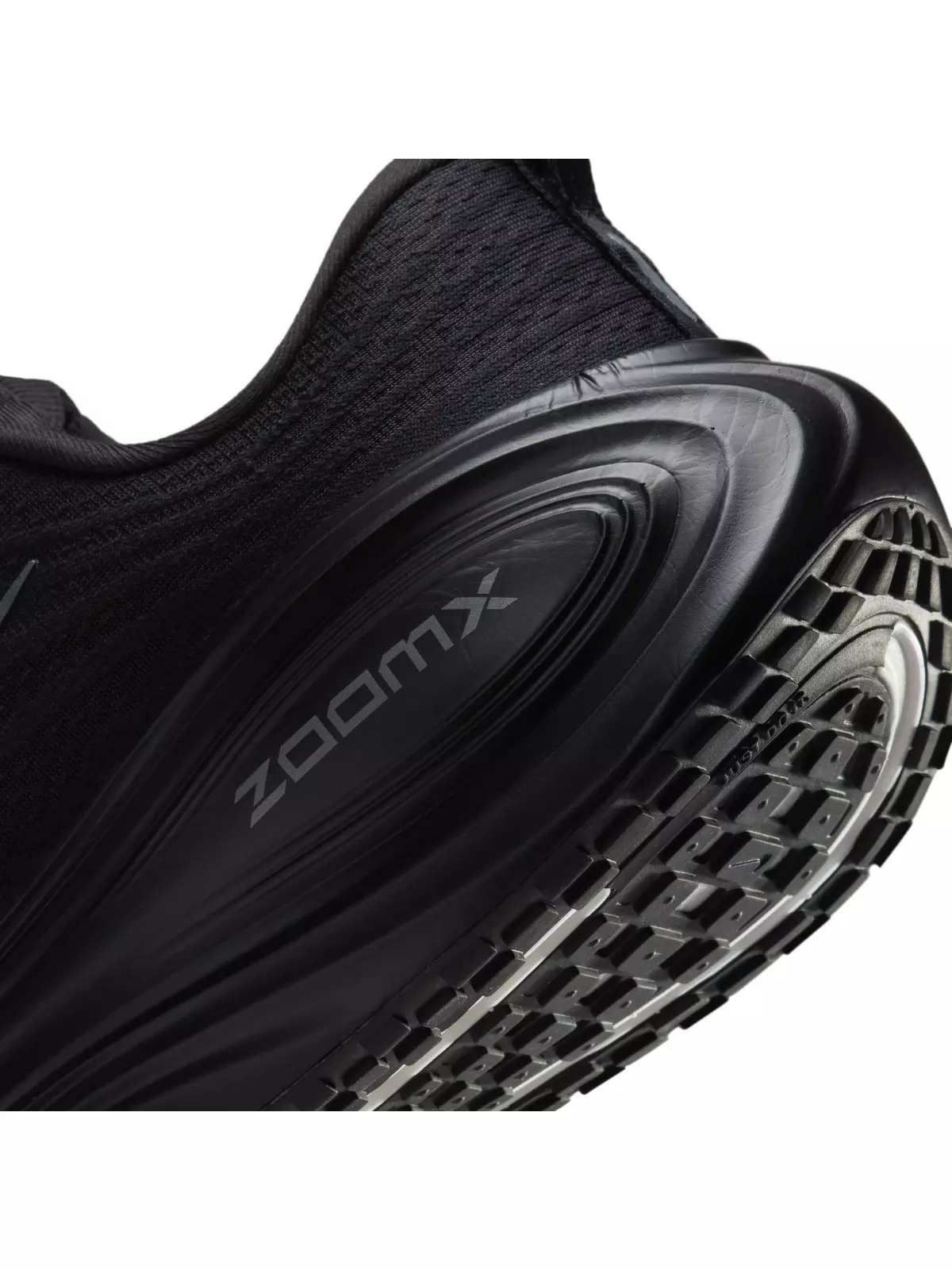 Vomero Plus "Black" Men's Shoe - 6