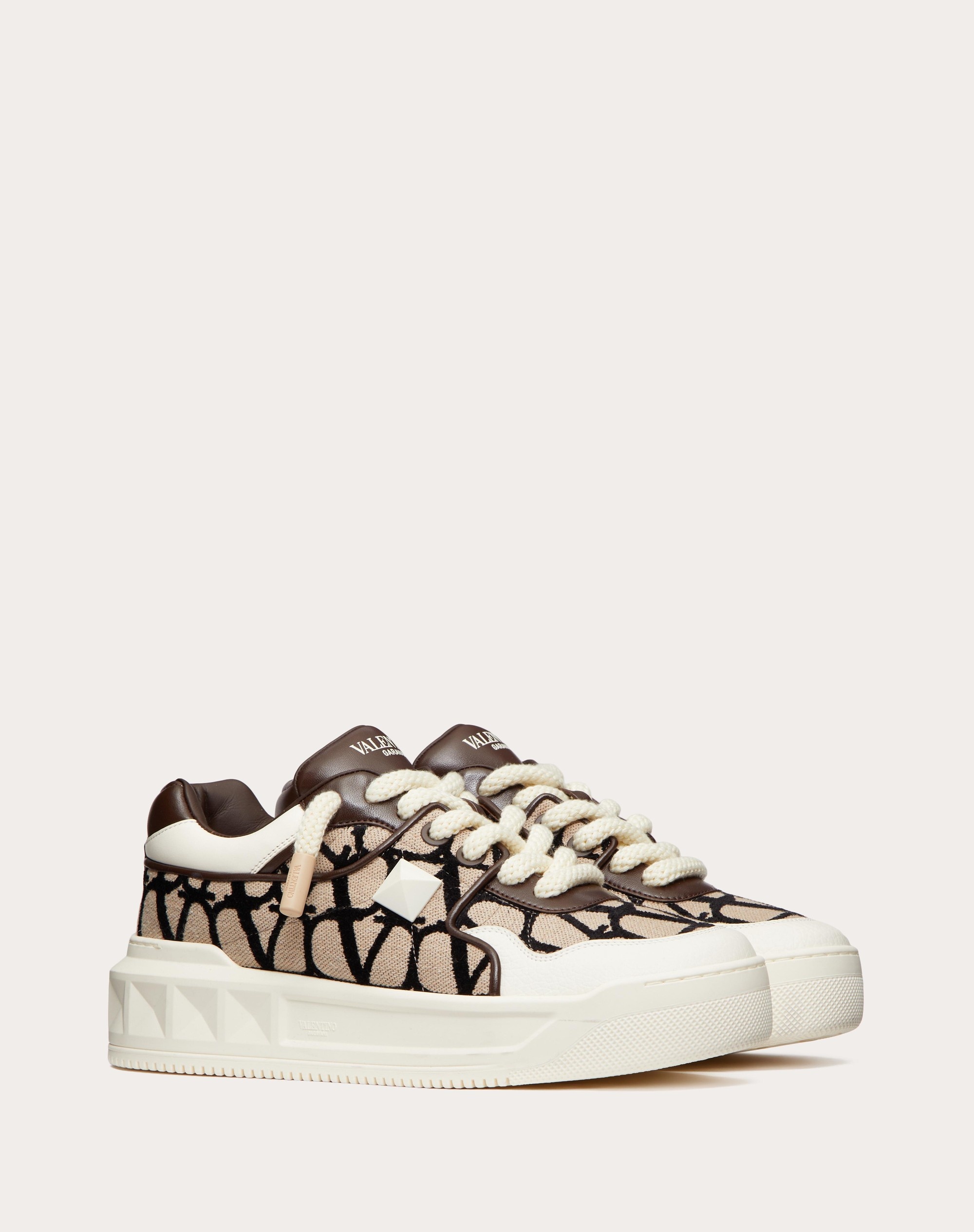 ONE STUD XL LOW-TOP SNEAKER IN NAPPA LEATHER AND TOILE ICONOGRAPHE FABRIC - 2