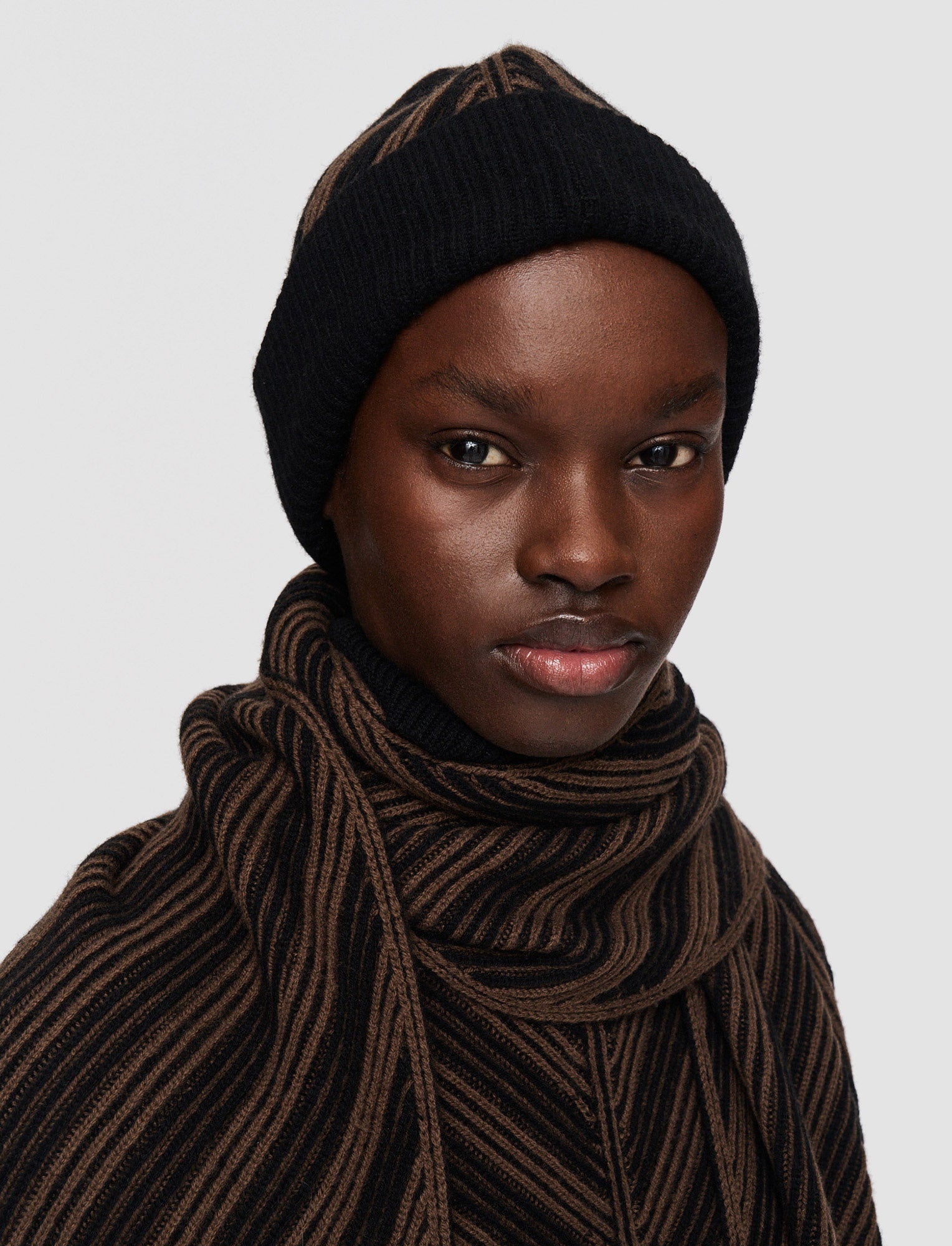 Chevron Ribbed Hat - 2