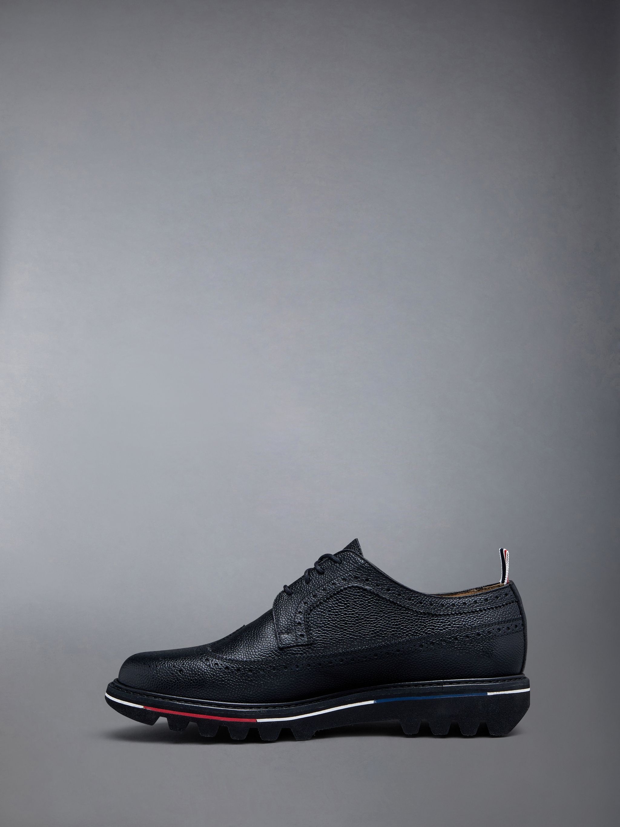 Longwing Brogue W/ Bar Treaded Sole in Pebble Grain Leather - 3