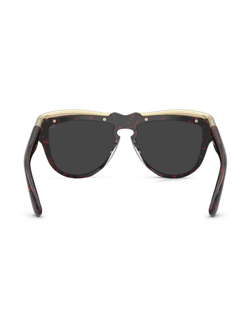 oversized-frame sunglasses 4