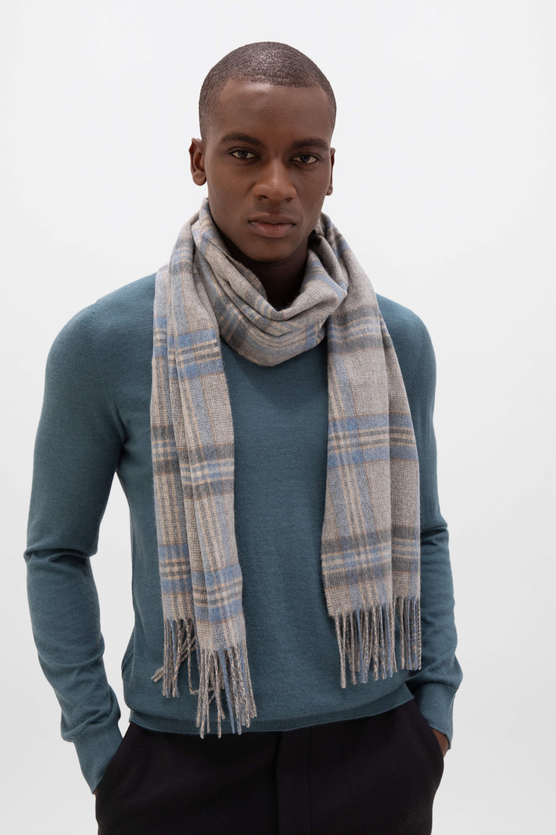 Johnstons of Elgin Wide Cashmere Tweed Scarf outlook