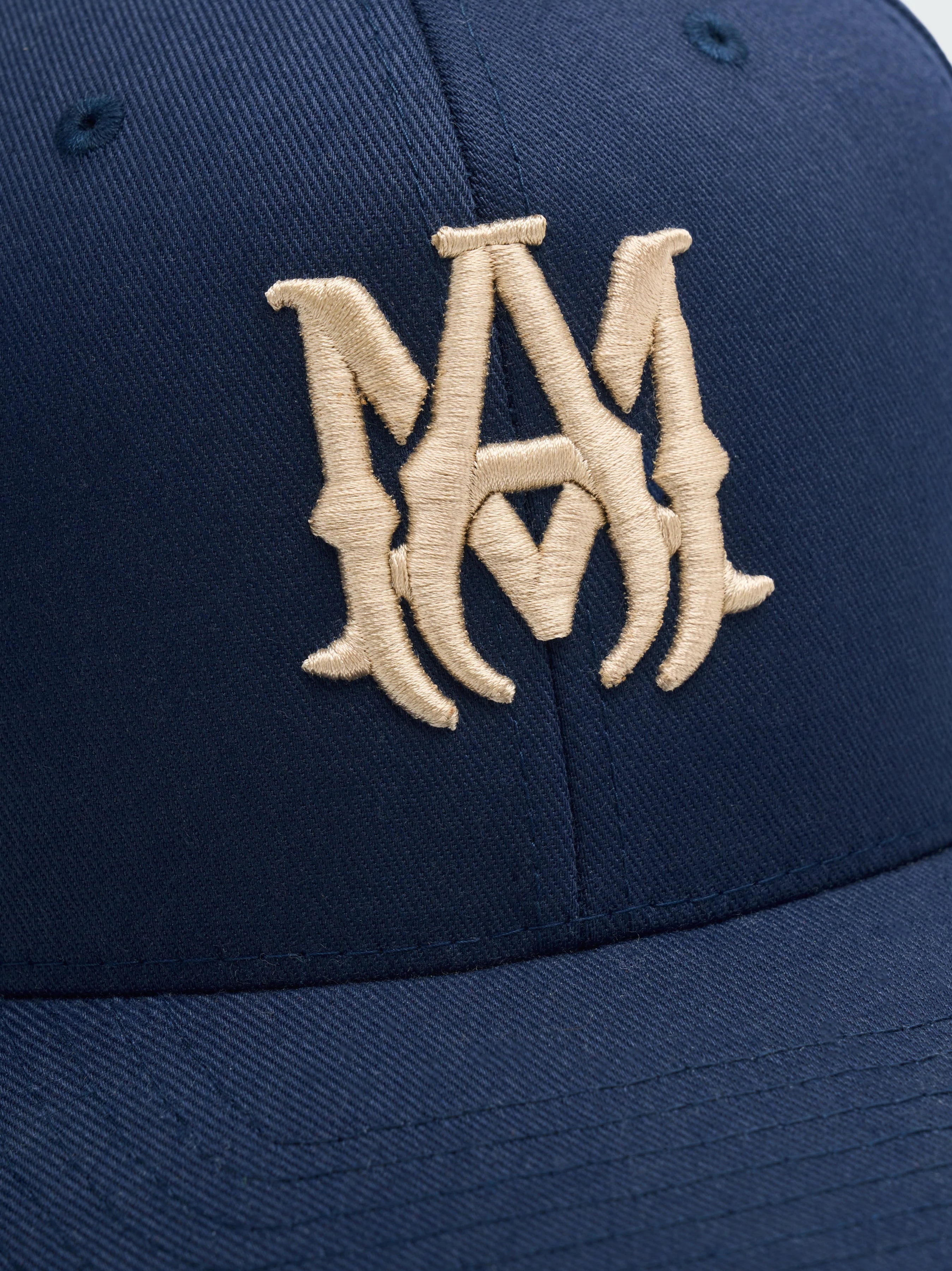 M.A. FITTED - 4