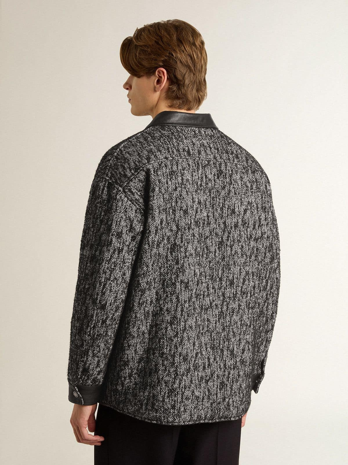 Gray herringbone jacket with black leather details - 4