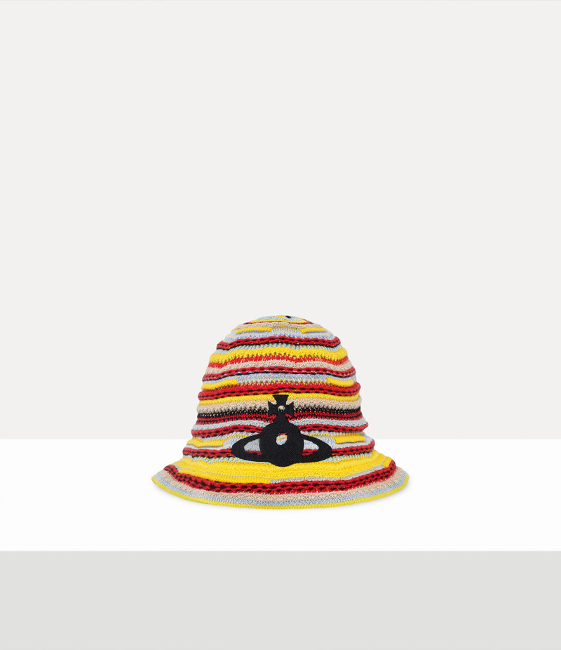 KNITTED BUCKET HAT 1