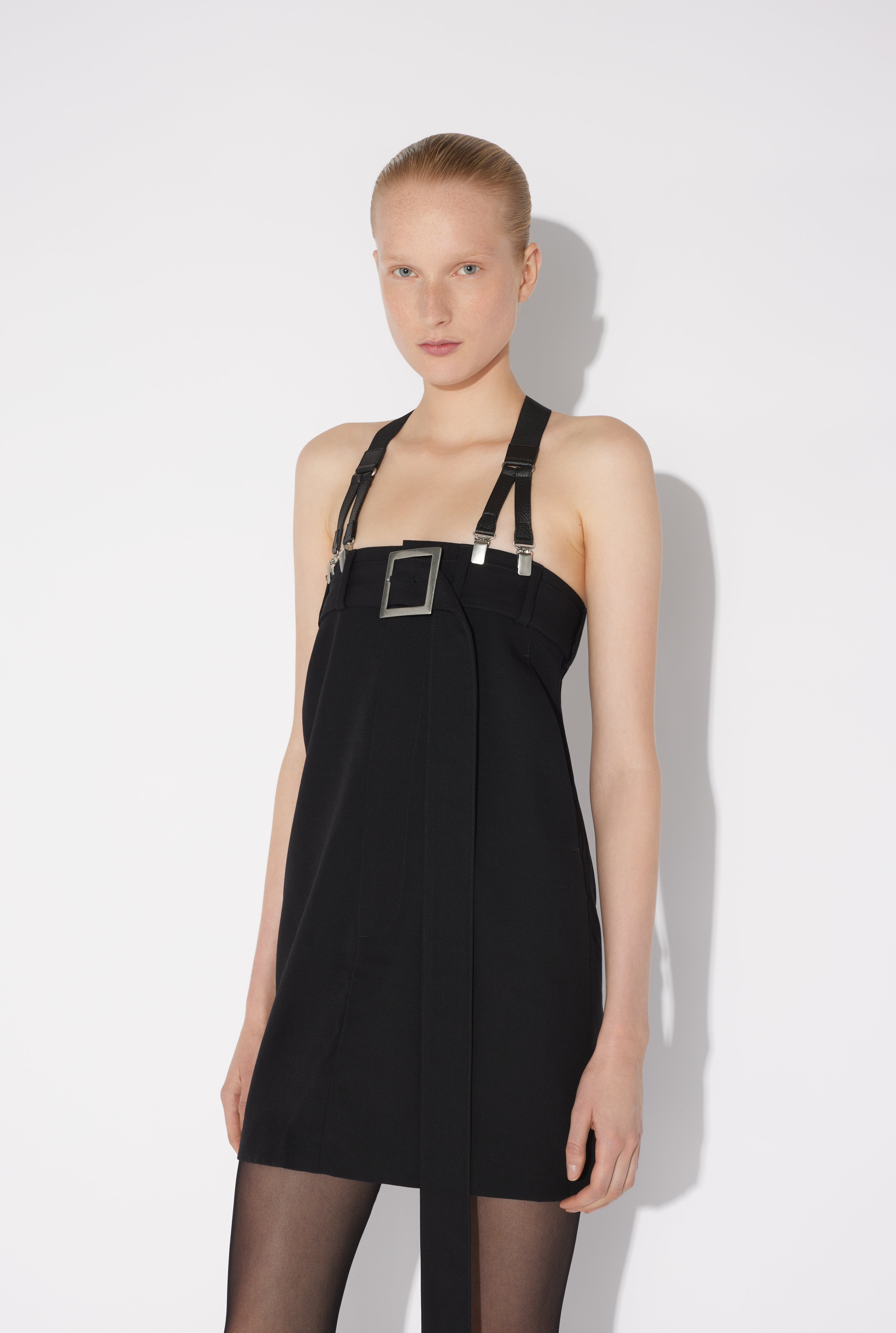 THE SHORT STRAPPED DRESS - 3