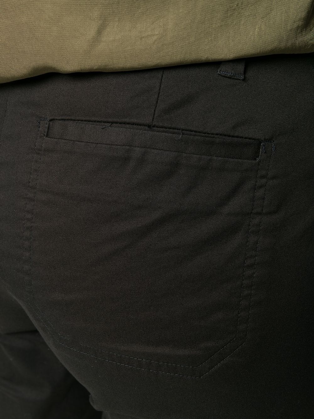 knee-length chino shorts - 5