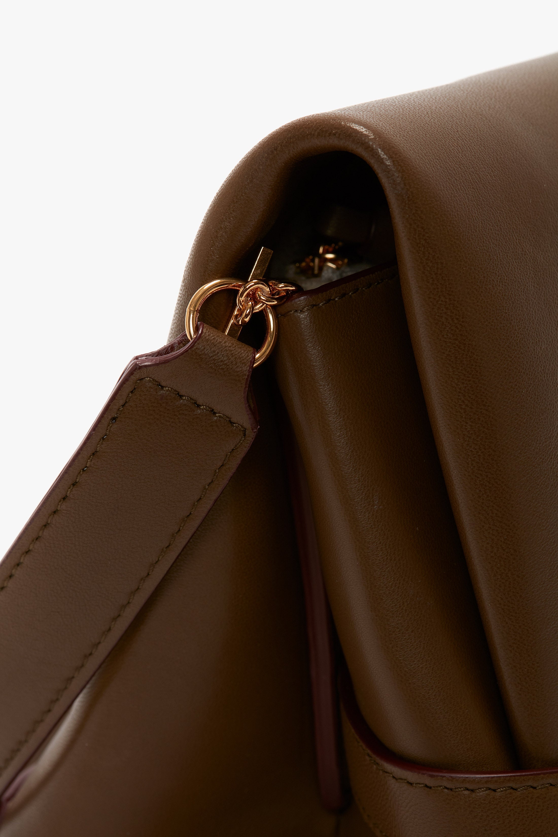 Chain Pouch With Strap In Khaki Leather - 5