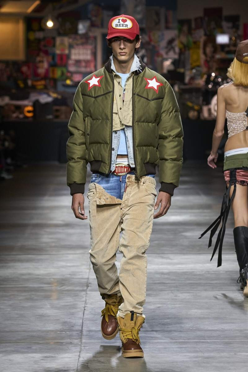 URBAN HIKING ANKLE BOOTS 6