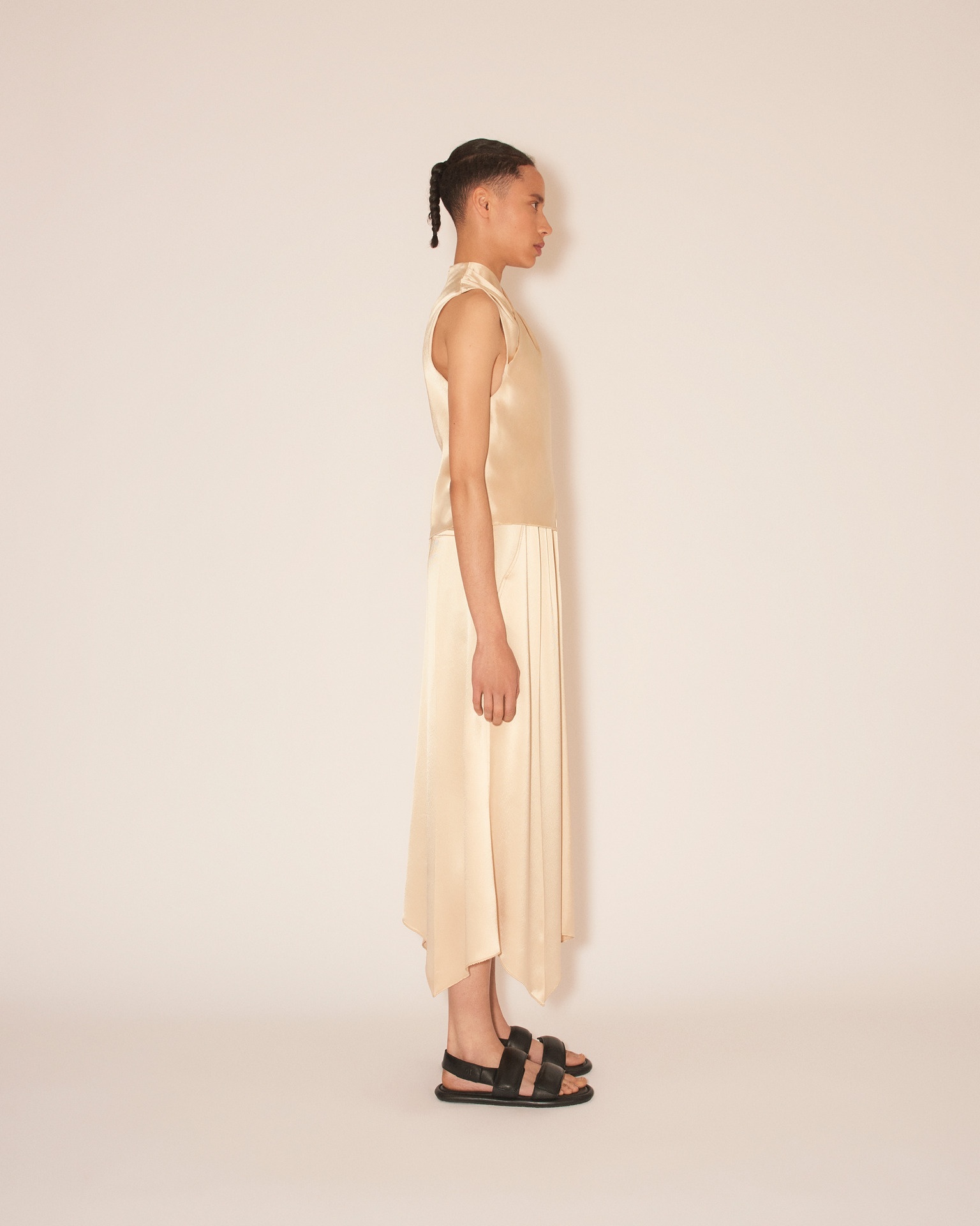FINJA - Elasticated waist fluted midi skirt - Pearl - 3
