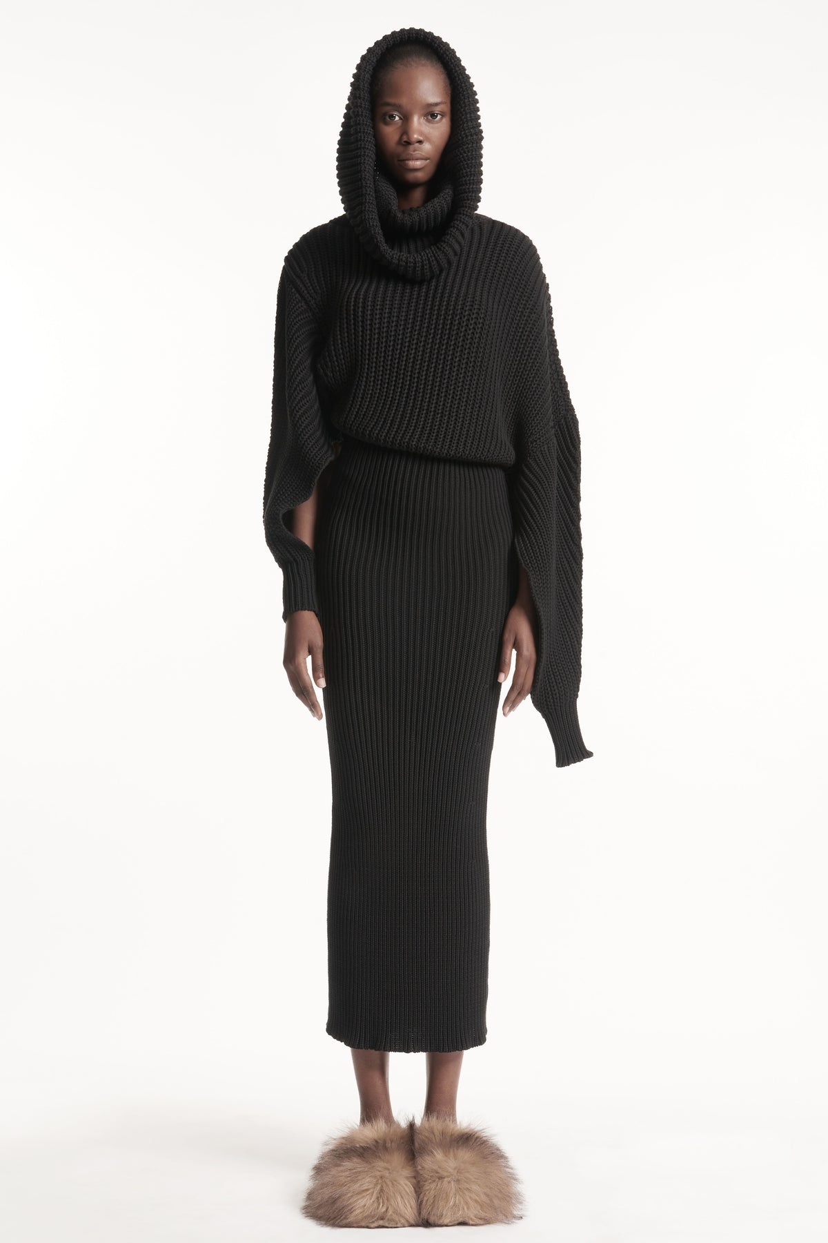 KNIT MAXI SNOOD DRESS WITH SLEEVE OPENING BLACK - 4