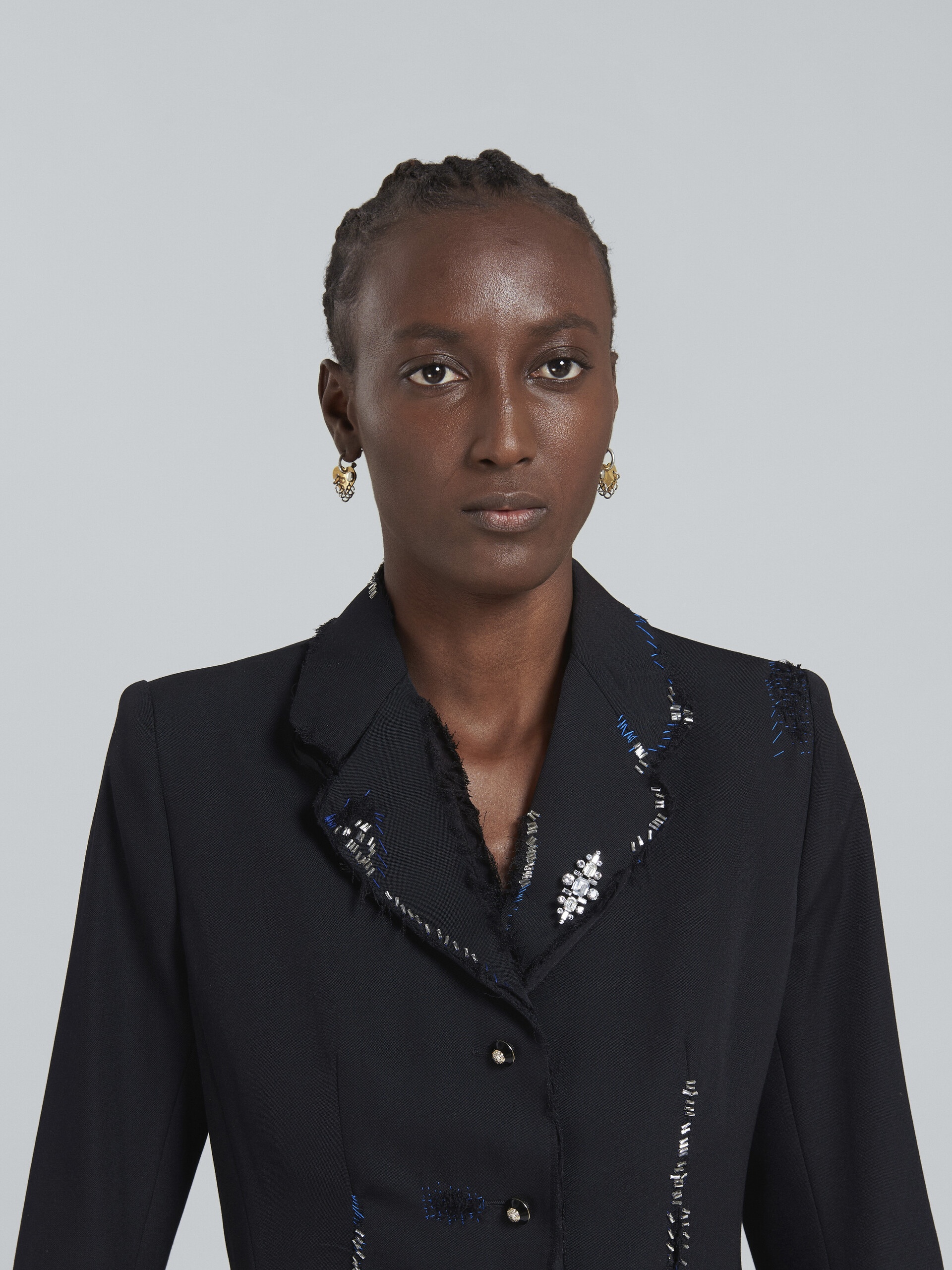 BLACK FITTED WOOL BLAZER WITH EMBROIDERY - 4