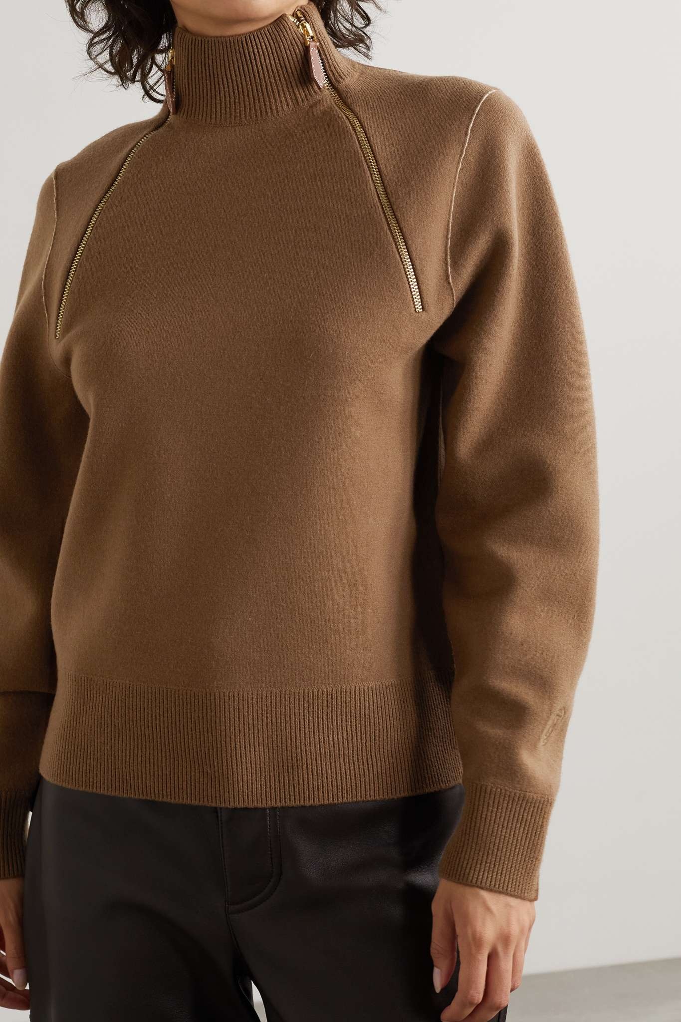 Two-tone wool-blend turtleneck sweater - 3